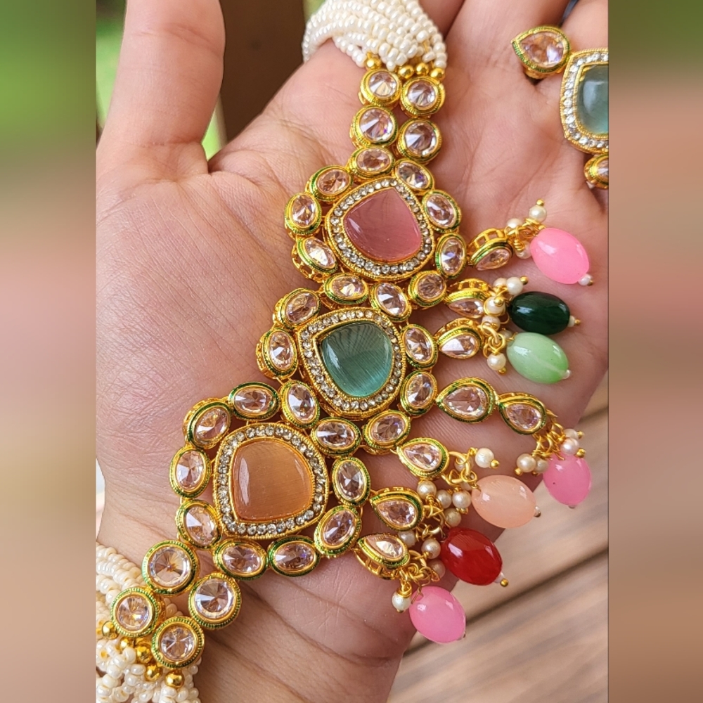 Multicolor beautiful choker set (Aayat Collection)
